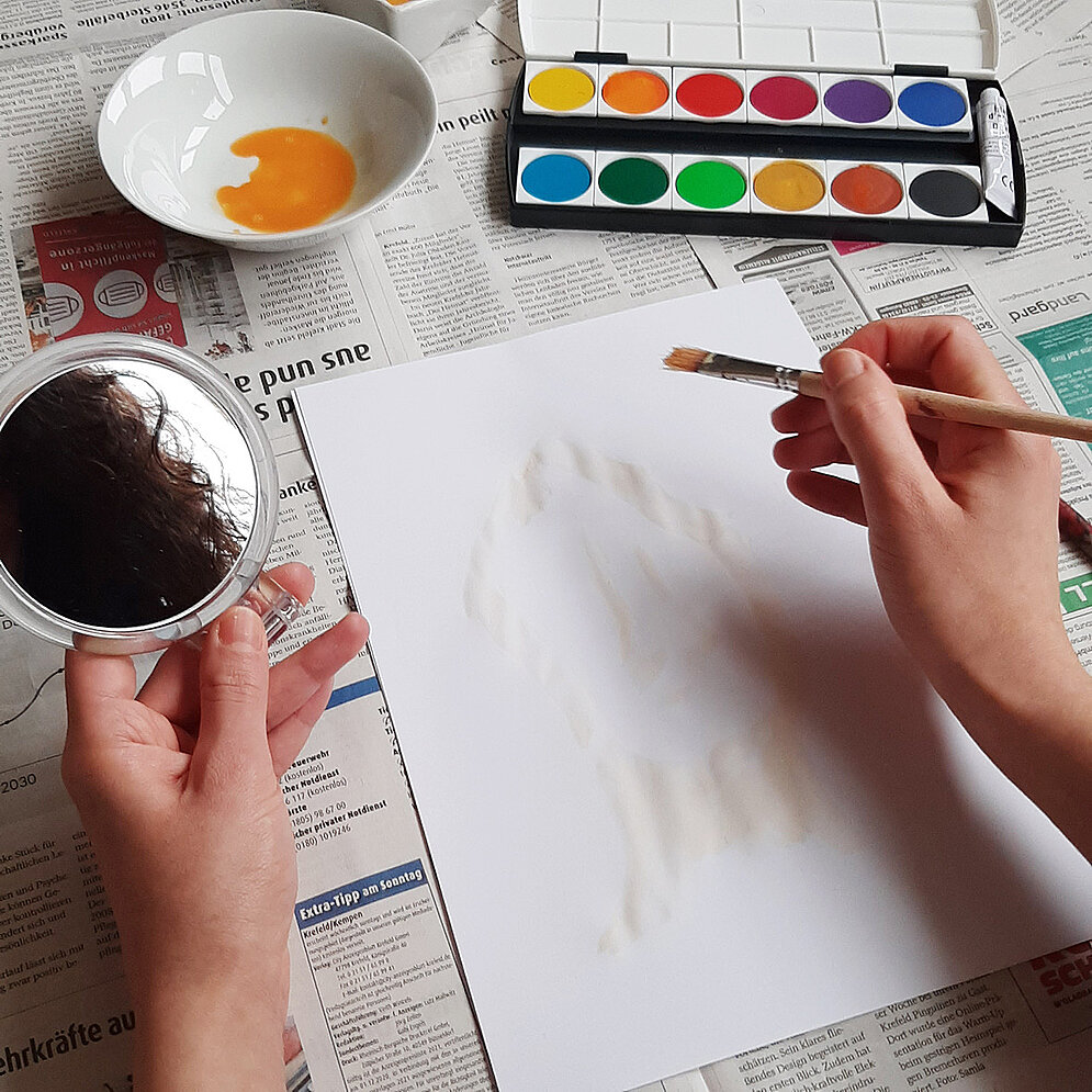 Mitmachmittwoch: Thema Selbstporträt, Mit Wasserfarben malen